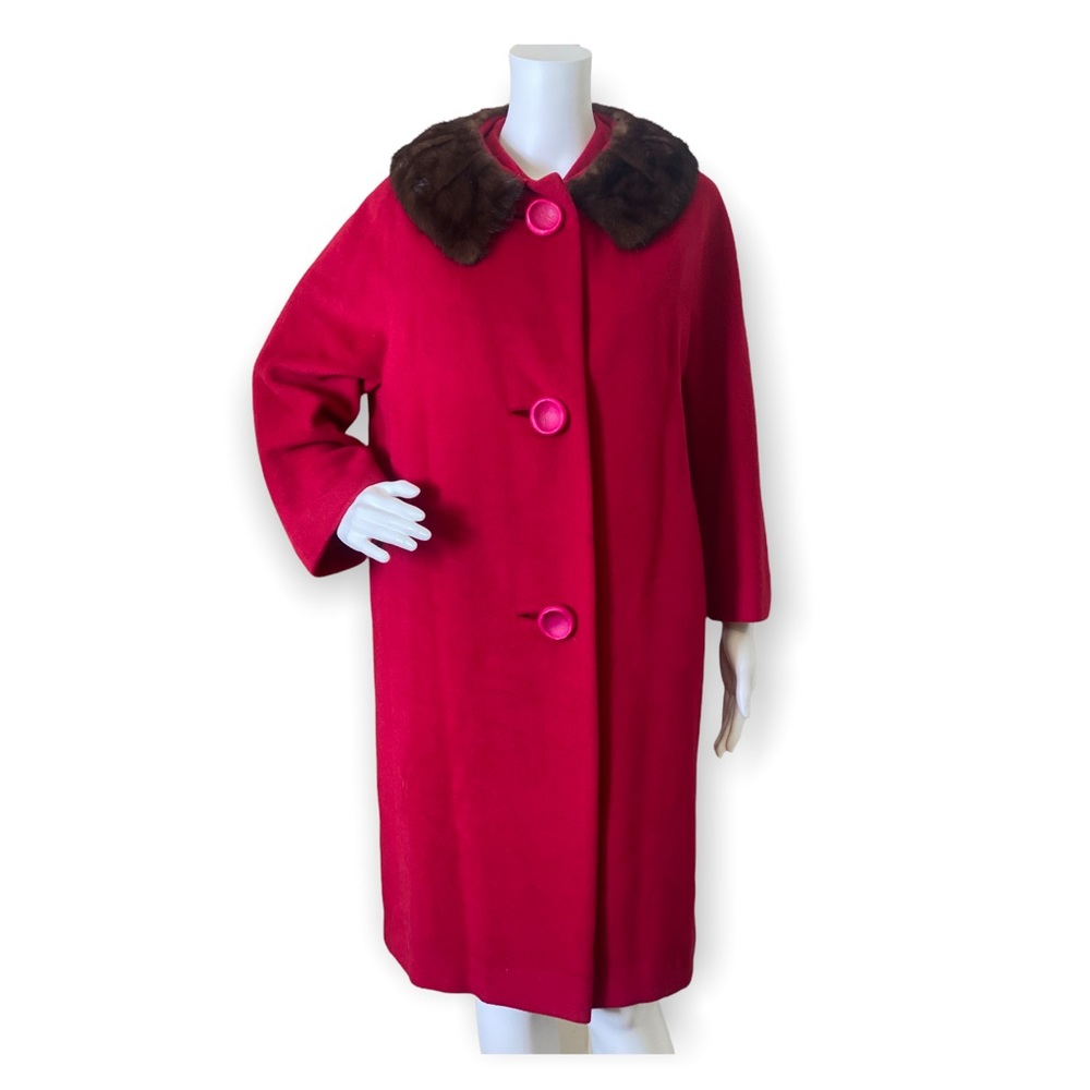 Vintage Fashion Center Of The Peninsula La Voque Fur Coat